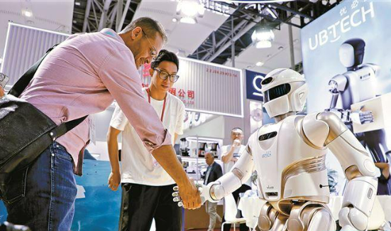 探館廣交會(huì)：機(jī)器人未來(lái)能做什么？