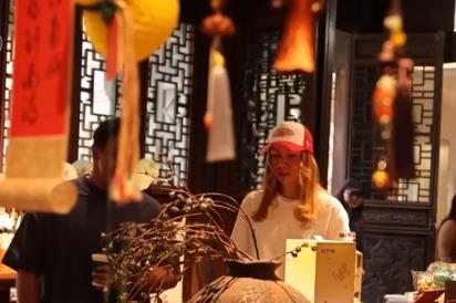 大增302%！諸多旅游目的地迎來(lái)境外游客潮 “即買(mǎi)即退”撬動(dòng)消費(fèi)多元活力