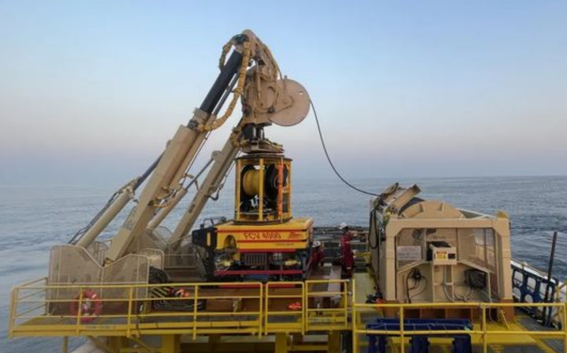 中國(guó)海油自研4000米工作級(jí)水下機(jī)器人首秀亮絕活