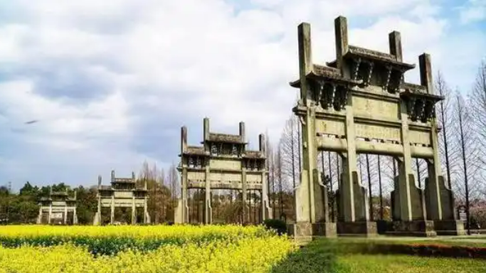 歙縣：一座沒有屋頂?shù)幕张晌幕囆g(shù)館