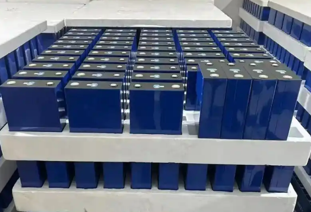 出口額連續(xù)21個(gè)月居全國(guó)首位 福建鋰電池“蓄能”出海