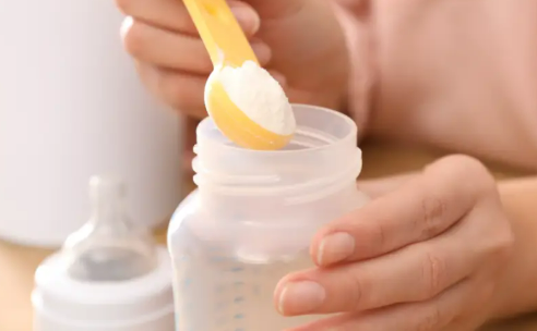 《特殊醫(yī)學(xué)用途嬰兒配方食品按新國(guó)標(biāo)注冊(cè)問(wèn)答》發(fā)布