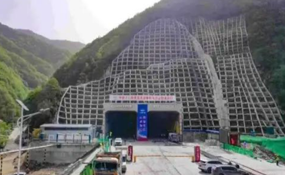 22.9公里！全國最長高鐵隧道貫通