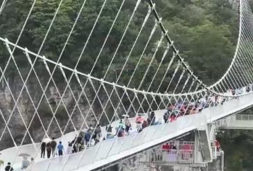 “五一”假期臨近旅游市場升溫火爆 各地景區(qū)進(jìn)入“旺季模式”