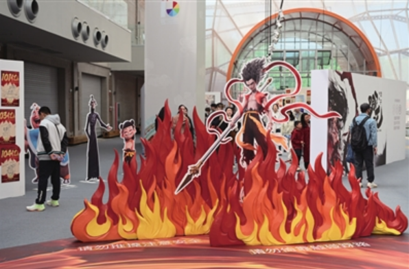 電影產(chǎn)業(yè)謀變：從票房依賴到多點開花