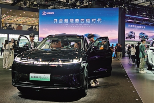 長(zhǎng)城汽車(chē)： 油電協(xié)同 押注“泛內(nèi)燃機(jī)戰(zhàn)略”