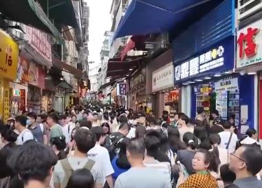 飆升120%！“數(shù)”讀“五一”假期出行與消費(fèi)新亮點(diǎn)