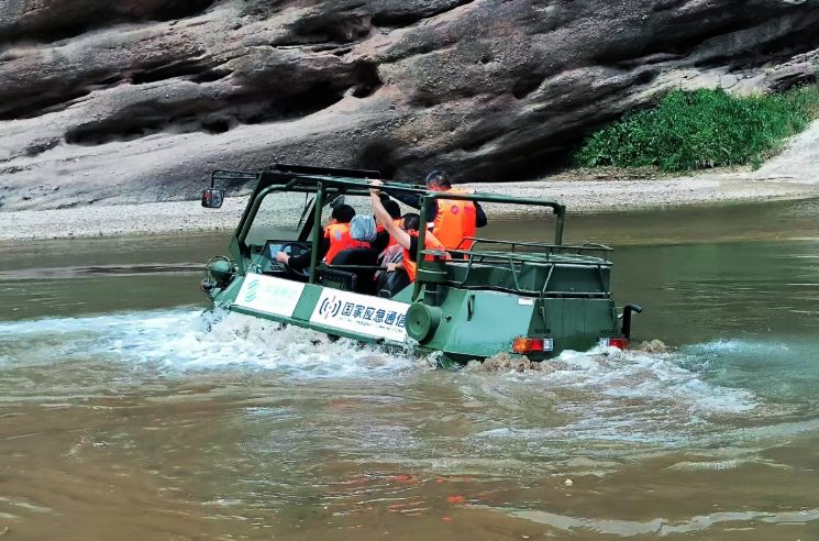 硬核防汛裝備上線 陜西汛期應(yīng)急通信保障再添“黑科技”