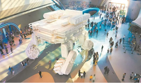 2024年總營收超千億元 科幻產(chǎn)業(yè)跨界開發(fā)正當時