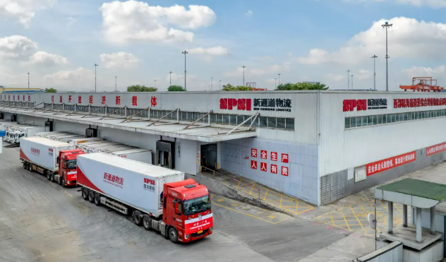 兩條中老國(guó)際班列公鐵聯(lián)運(yùn)進(jìn)口榴蓮分撥專線開(kāi)通