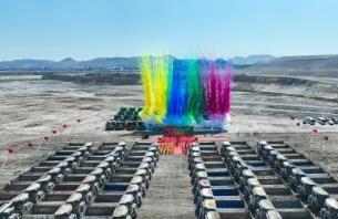 內(nèi)蒙古首個超百臺增程式無人駕駛礦卡項(xiàng)目落地