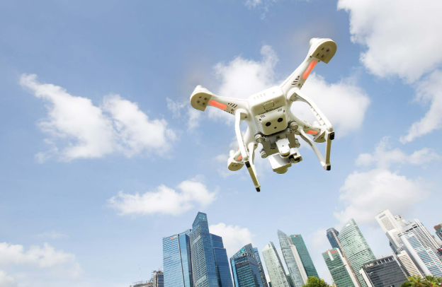 從“飛起來”到“飛得好”　低空經(jīng)濟(jì)需躍過幾道關(guān)