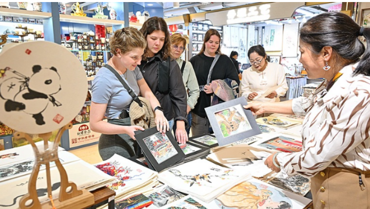 “中國游”帶火“中國購”，外國人為何愛來中國“掃貨”？