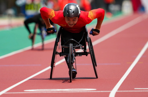 逆境向前 綻放光彩——推進殘疾人事業(yè)發(fā)展弘揚自強與助殘精神