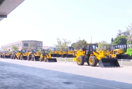 多地重大工程項目“加速跑” 裝載機(jī)銷量走高 工程機(jī)械企業(yè)產(chǎn)能全開