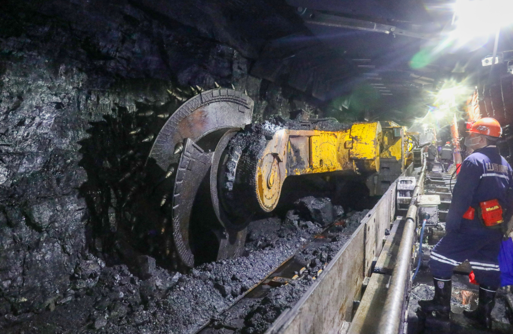 內(nèi)蒙古煤炭開采機(jī)械化率已達(dá)100% 智能化煤礦產(chǎn)能全國(guó)第一