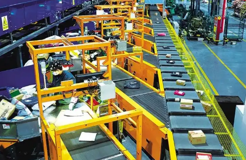 內(nèi)蒙古快遞業(yè)“鏈動(dòng)”現(xiàn)代農(nóng)牧業(yè)與制造業(yè)