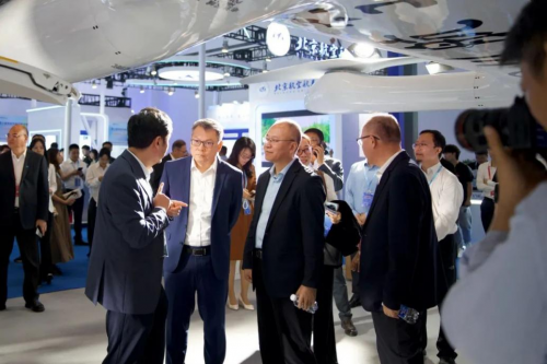 適航+運(yùn)營雙突破！沃飛長空攜最新成果亮相民航科創(chuàng)展