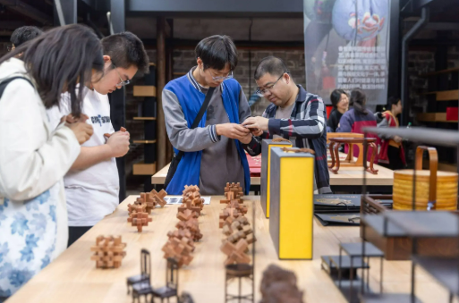 傳統(tǒng)文化引領“新國潮”