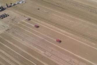 各地?fù)屪マr(nóng)時(shí)、精心組織、抓細(xì)服務(wù)舉措 確保夏糧顆粒歸倉(cāng)