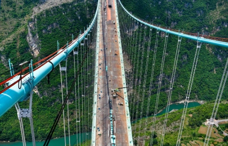 在建世界最高橋成功拆除貓道 通車進(jìn)入倒計(jì)時(shí)