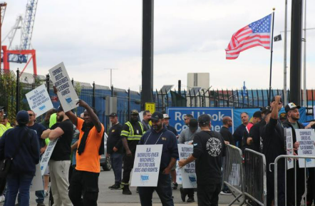 美企紛紛裁員凸顯經(jīng)濟隱憂