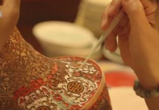 景泰藍(lán)：釉彩生輝 掐絲成畫(huà)