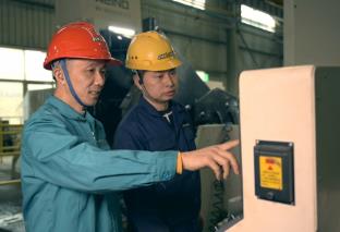 從車間到大學(xué) 福建助產(chǎn)業(yè)工人求學(xué)圓夢