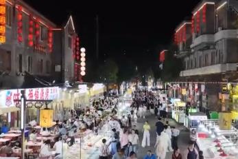 文旅“寵粉”花樣上新！“賽事+專列”聯(lián)動新“夜”態(tài)燃動消費熱力