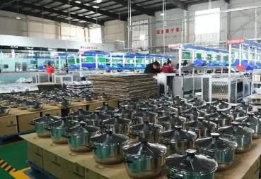 涉及鍋、奶瓶等產(chǎn)品 市場(chǎng)監(jiān)管總局將加大監(jiān)督抽查力度