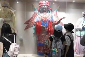 來一杯清茶、聽幾段戲文……“傳統(tǒng)文化+創(chuàng)新展陳+動態(tài)體驗”圈粉年輕消費力