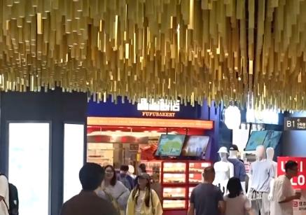 “花樣場景+利好政策”燃動消費“熱”力 百姓“惠”玩“樂”享激活經(jīng)濟熱引擎