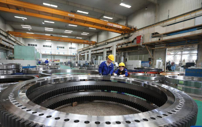 第8000臺(tái)國(guó)產(chǎn)風(fēng)機(jī)主軸承下線 風(fēng)電核心大部件國(guó)產(chǎn)替代再上新臺(tái)階