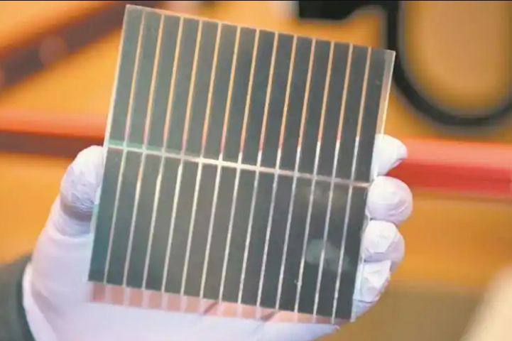 白馬湖實(shí)驗(yàn)室鈣鈦礦太陽能電池同時(shí)刷新兩項(xiàng)世界紀(jì)錄