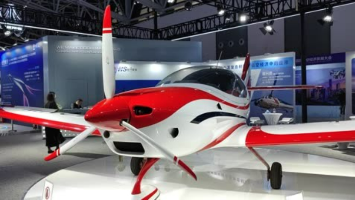 我國自主研發(fā)首套航空運(yùn)輸大模型在南京發(fā)布