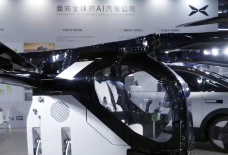 自動(dòng)駕駛、智慧港口、智能航運(yùn)……交通運(yùn)輸新裝備新技術(shù)向“智”向“新”