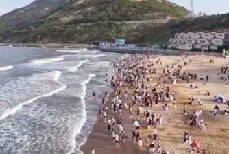 暑期消費“熱”起來 多地業(yè)態(tài)創(chuàng)新點燃夏日經(jīng)濟引擎