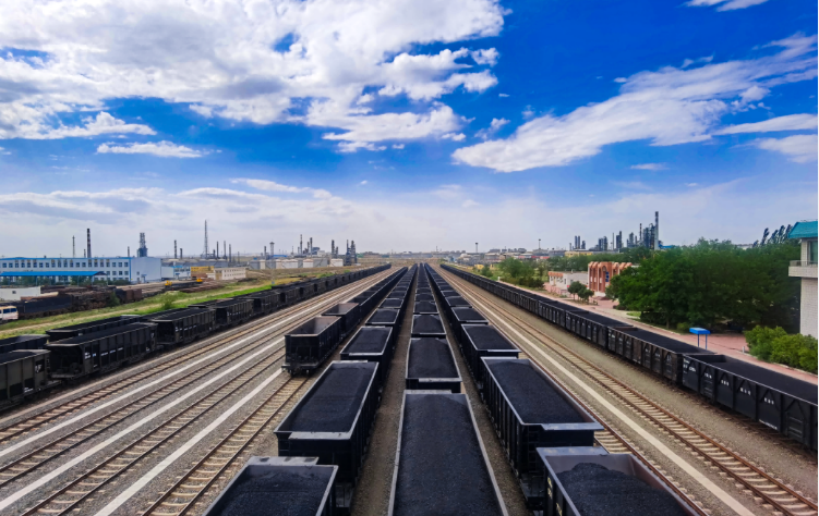 創(chuàng)新高！“疆煤進寧”運輸量超160萬噸