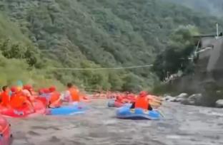 夏日消暑經(jīng)濟(jì)花樣上新 “避暑+文化+潮流”跨界融合多業(yè)態(tài)消費(fèi)火熱