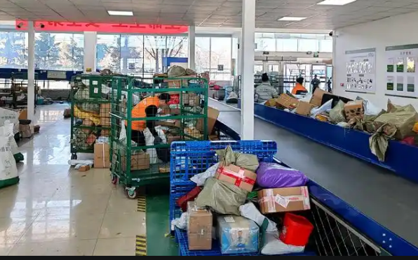 電商物流創(chuàng)新發(fā)展 偏遠地區(qū)提速配送 “包郵區(qū)”西進持續(xù)降低物流成本