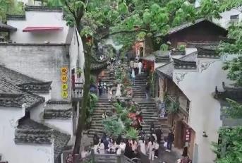 差異化體驗、數(shù)字賦能燃動文旅消費熱力 需求升級激活“夏日經(jīng)濟”新發(fā)展