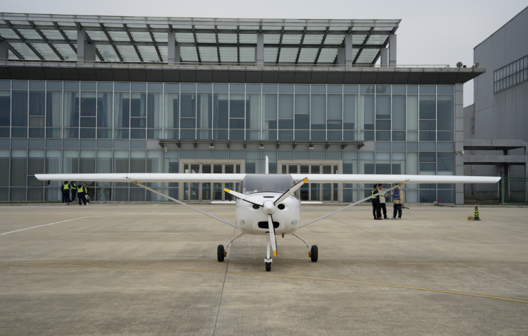 AG50輕型運動飛機改進(jìn)型正式進(jìn)入市場