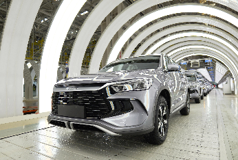 中國新能源汽車如何逐“新”提“智”——中國經(jīng)濟(jì)年中觀察之二