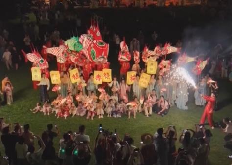 暑期文旅市場(chǎng)“百花齊放” “夜經(jīng)濟(jì)”引領(lǐng)夏日消費(fèi)熱潮