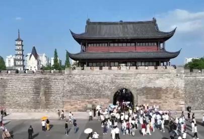 各地文旅市場“全面開花” 多重優(yōu)惠多樣體驗助燃“夏日經(jīng)濟”