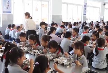 校園配餐領(lǐng)域首個(gè)國(guó)家標(biāo)準(zhǔn)最大限度保障廣大師生“舌尖上的安全”