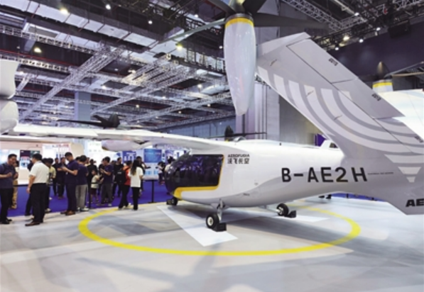 低空經(jīng)濟升維：從技術突破到生態(tài)繁榮