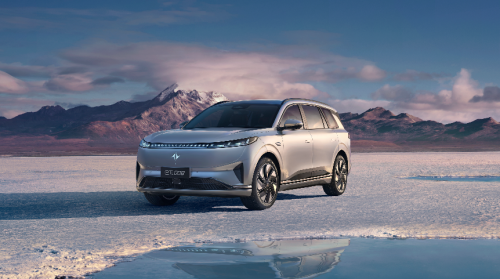 告別擁擠！eπ008六座版：真三排大空間，讓全家舒享每一程