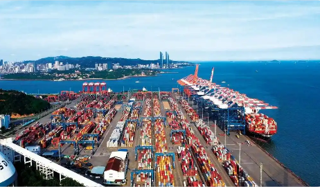 福建港口經(jīng)濟(jì)駛?cè)搿按蟠蟾邸睍r代