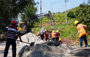 2025年上半年以工代賑吸納208萬名低收入群眾就近就業(yè) 發(fā)放勞務(wù)報(bào)酬223億元